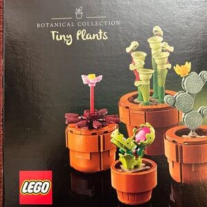 BRAND NEW - Never Open, LEGO Succulents Building Set with Red, Green, and Purple